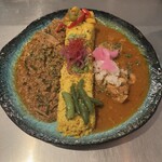 スパイシーカリーハウス 銀座半月 - 2種盛CURRY