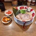 熟成豚骨ラーメン専門 一番軒 - 