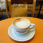 EXCELSIOR CAFFE - 温かいカフェ・ラテ