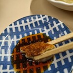 八ちゃんラーメン - タレを付けて