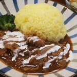 キッチン ブルー グローブ - 反対側から、サフランライスは大盛りです