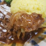 キッチン ブルー グローブ - ビーフと玉葱のストロガノフ