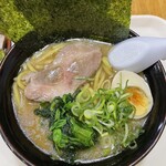 あめ家食堂 - あめ家系塩ラーメン