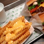 SHAKE SHACK - 