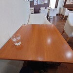 Pan Koubou Ando Kafe Esupowaru - テーブルセットアップ状況