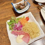 Jizake Chaya Yaboten - ラーメンサラダとツブ煮