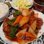 中国名菜処 悟空 - 鶏の唐揚げ甘辛ソース定食