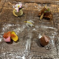 カントニーズ 燕 - 