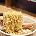 Futatabi - 中太ちぢれ麺