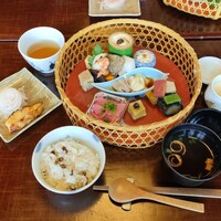 韻松亭 -  韻松亭 -