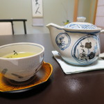 加賀旬彩　梅八 - お茶