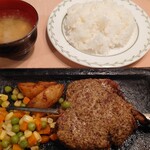 ステーキしおや - ほとんど、待たずに持ってきてくれました。