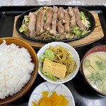 味処なとり - ポークステーキ定食