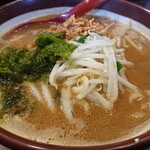 蔵deらーめん - ・伊勢味噌ラーメン 880円