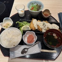 水たき料亭 博多華味鳥 ヒルトンプラザウエスト店 - チキン南蛮御膳