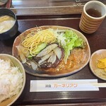 洋食屋 カーネリアン - 