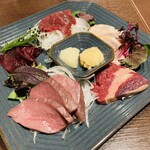 Meat＆Wine 肉酒場サルーテ
