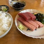 一心屋本店 - 今日は生マグロのお刺身も有りました。