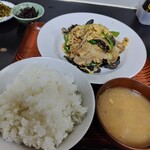 やまと - キクラゲ肉野菜炒め定食