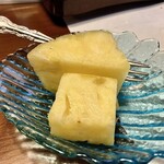 川庄 - 「デザート」のパイナップル、ランチに提供されます…
