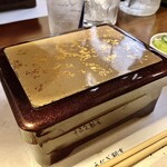 川庄 - 「鰻重」のおひつ
