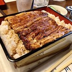 川庄 - 「鰻重」の全体アップ…