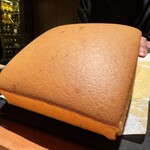 鈴田式 - 台湾カステラ　お寿司屋さんの卵焼きのようにプルプル