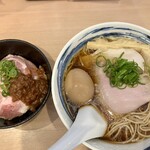 麺処 かず屋 - 