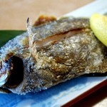 Harachuu - ★よくばり定食に付く焼魚。写真はえぼ鯛。脂がのって、ふんわりとした白身は、年配の方にも人気！