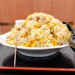 朱華飯店 - 炒飯大盛り