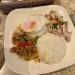 タイ料理 タイダイニングプラーローマー - 