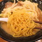 北海道ラーメン おやじ - 麺