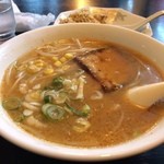 エリモ - 味噌ラーメン
チャーハン
Cセット850円
おいしV(^_^)V