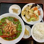 京華 - 料理写真:今週のランチより「八宝菜」(¥858)
