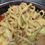 麺創研 紅 - 平打ち麺