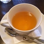 ビストロ・ラ・ショウブ - (2014/1/30)ランチプレートに付くドリンク。紅茶を選びました。
