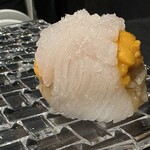 赤坂 鮨大谷 - 馬糞雲丹と剣先イカ