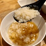 鶏と鮪節 麺屋勝時 - 鮪節香るダイブ飯