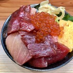 天然本マグロ専門店 司 - 