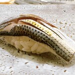 鮨 神楽 - ・小鰭