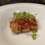 鉄板焼 花 - マグロのガーリックステーキ。美味し。