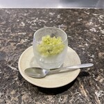 鉄板焼 花 - 大葉とレモンとミントのグラニテ。美味し。