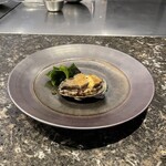 鉄板焼 花 - 活あわびの鉄板焼。美味し。