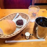 コメダ珈琲店 - アイスコーヒー500円 モーニング ローブパン 小倉あん バター