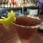 ザ・バー１９８０ - 切細工がかわいらしい