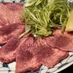 Yakiniku To Donabe Gohan Doudou - 