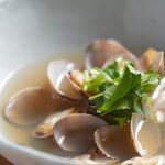 Sake Steamed Clam