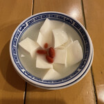 揚州商人 松戸ニ十世紀ヶ丘店 - 夢ごこち杏仁豆腐