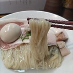 中華蕎麦 仁香 - 麺リフト ♪