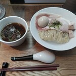中華蕎麦 仁香 - 特製 しじみ昆布水つけ麺(醤油) 1,450円 ♪